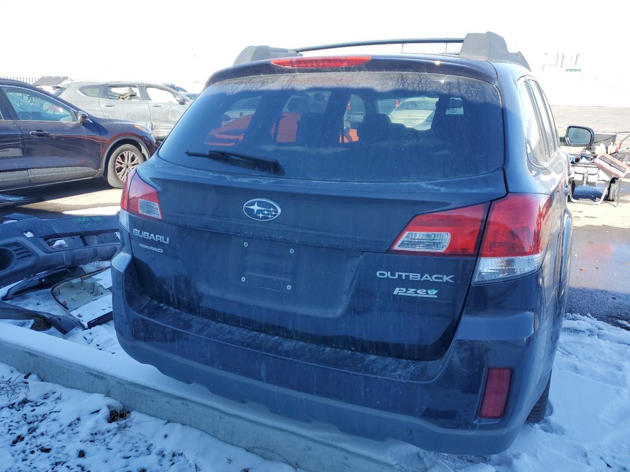 2013 Subaru Outback - Image 6