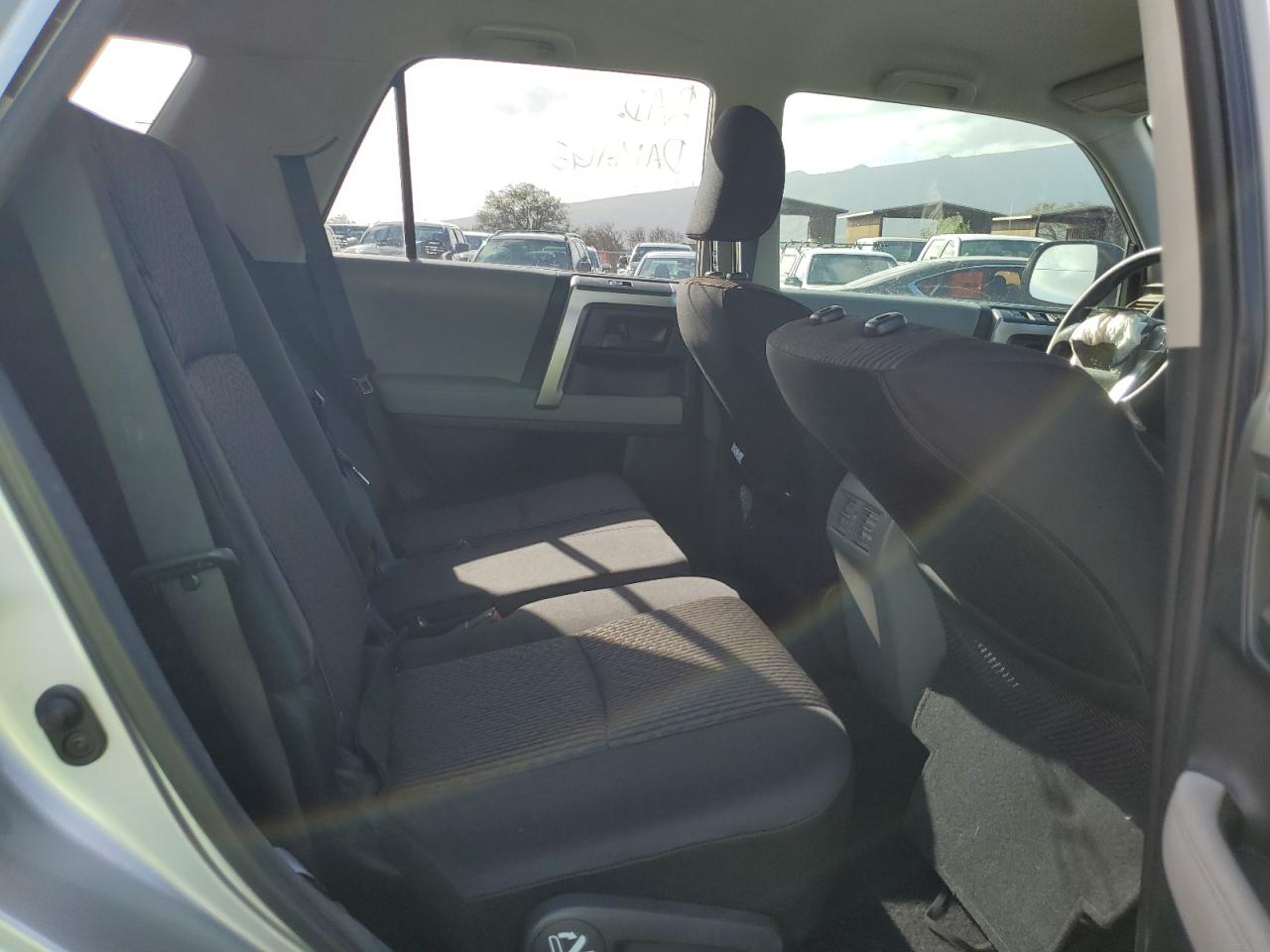 2012 Toyota 4Runner - Image 12
