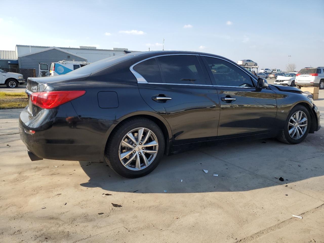 2015 Infiniti Q50 - Image 3