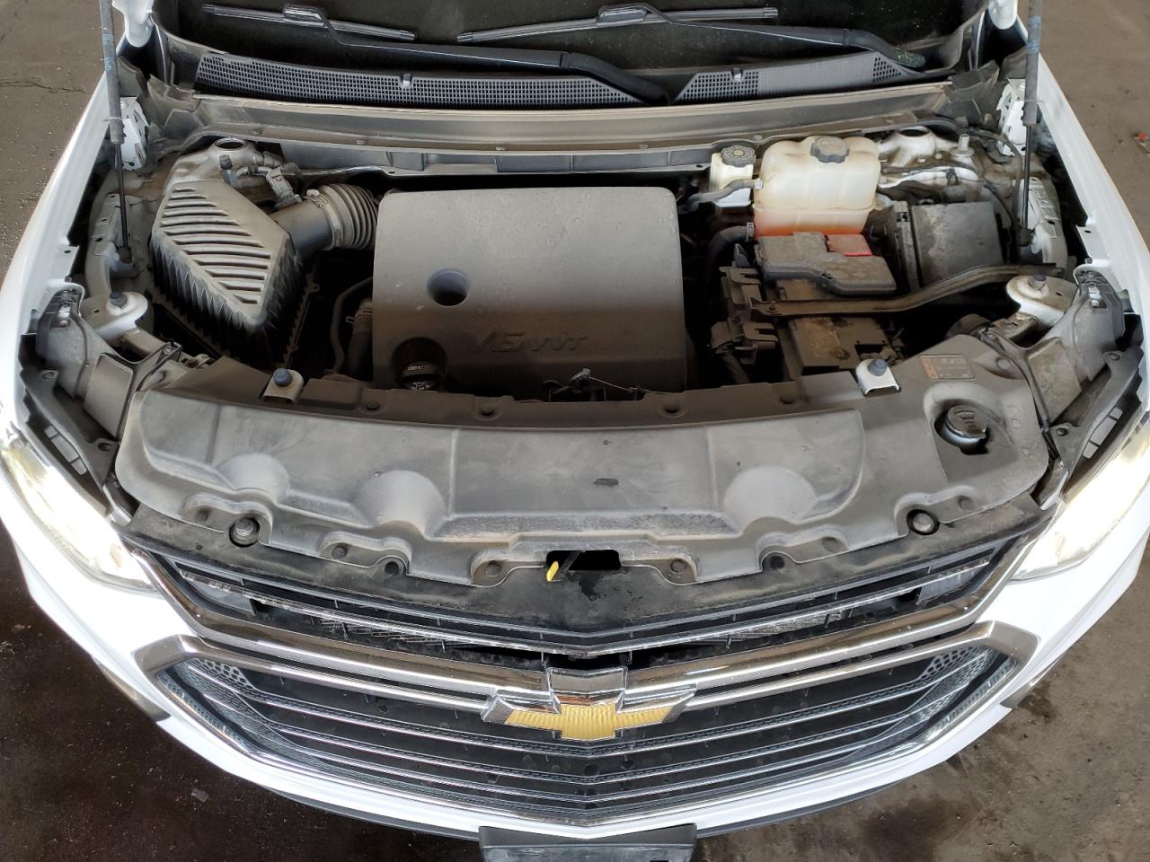 2020 Chevrolet Traverse - Image 14