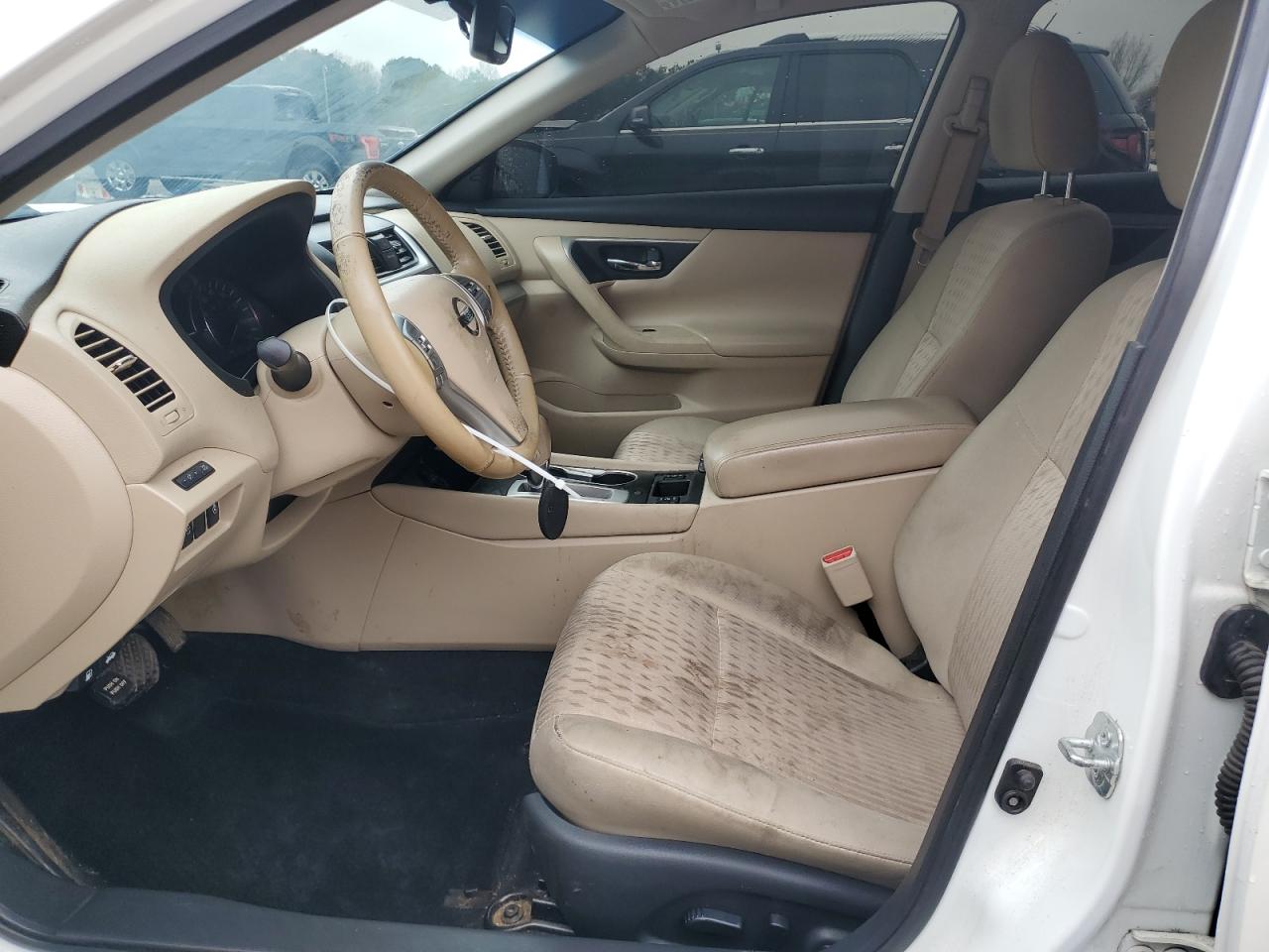 2017 Nissan Altima - Image 7