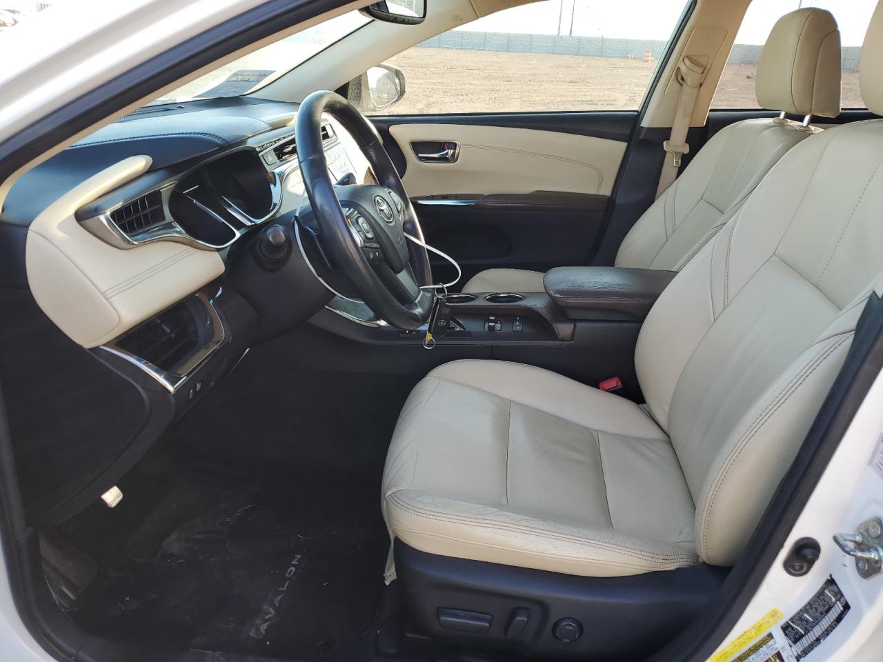 2013 Toyota Avalon - Image 7