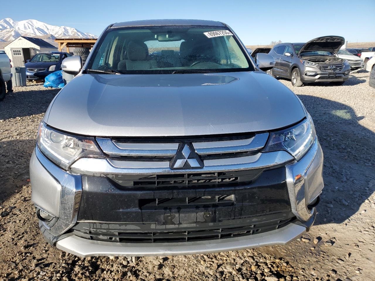 2018 Mitsubishi Outlander - Image 5