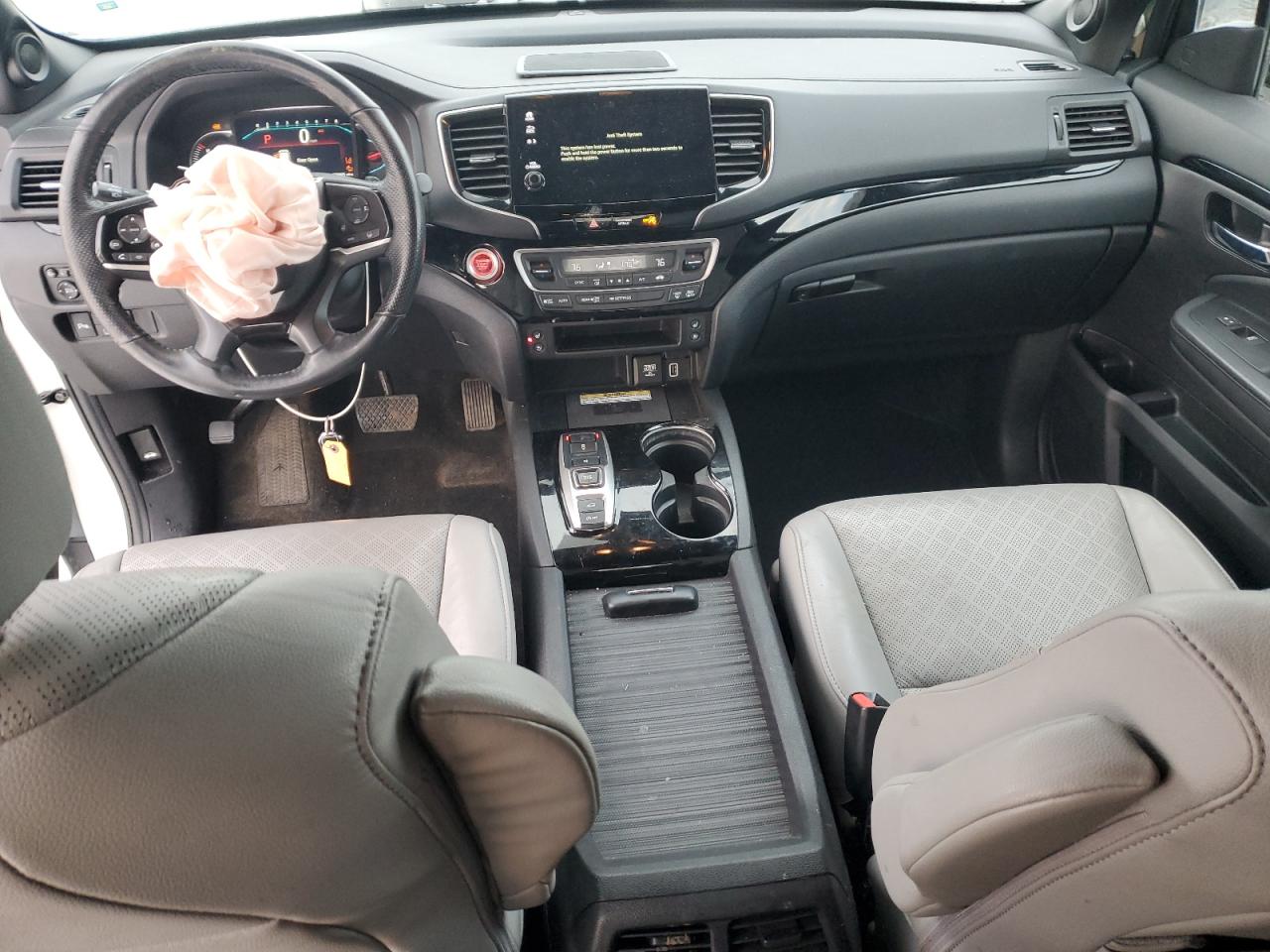2019 Honda Passport - Image 8
