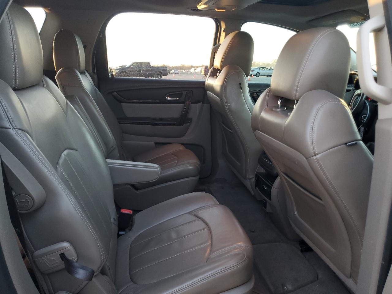 2014 GMC Acadia - Image 11