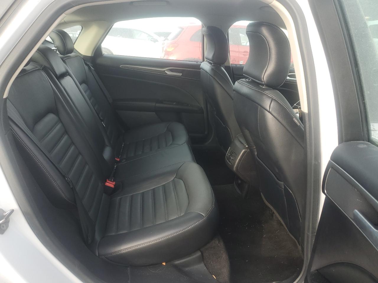 2018 Ford Fusion - Image 11