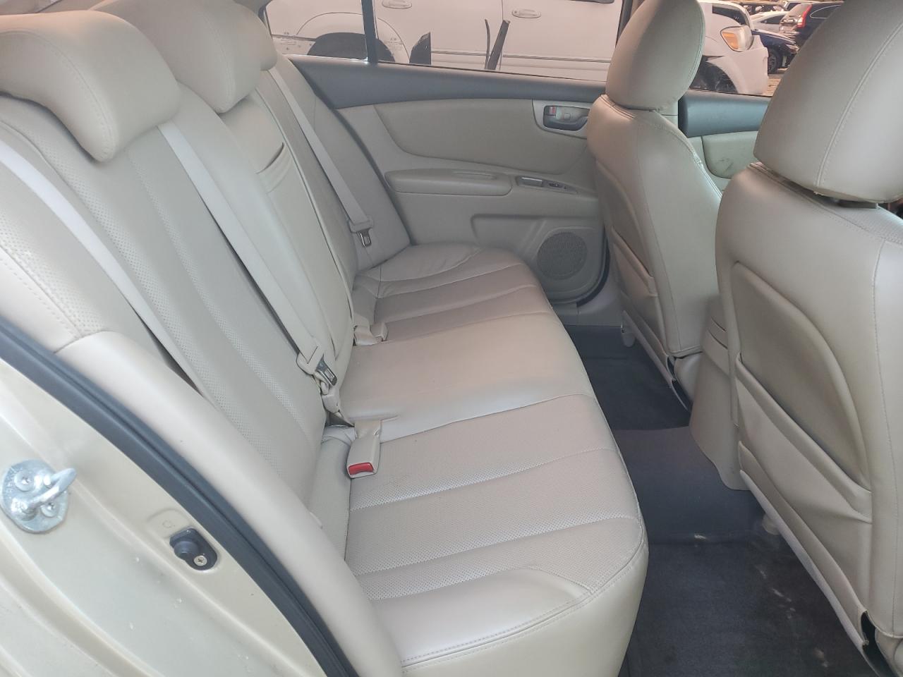 2008 Kia Optima - Image 10