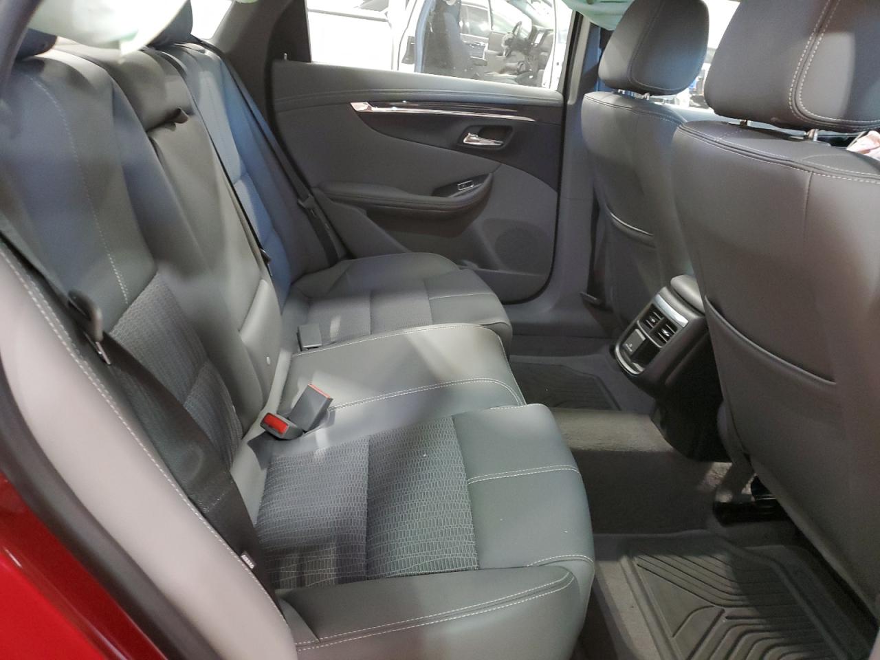 2019 Chevrolet Impala - Image 10