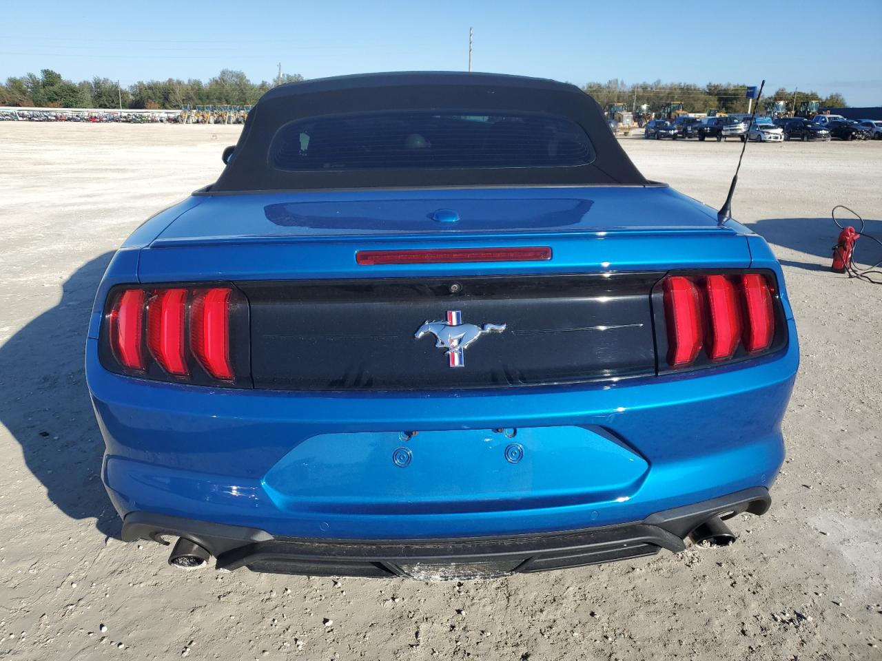 2020 Ford Mustang - Image 6