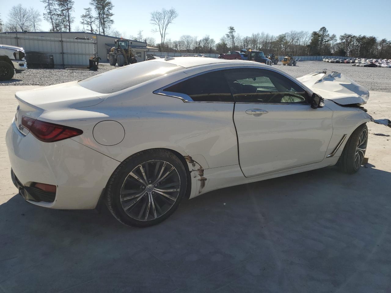 2017 Infiniti Q60 - Image 3