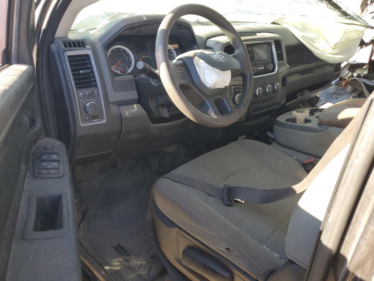 2019 RAM 1500 - Image 8