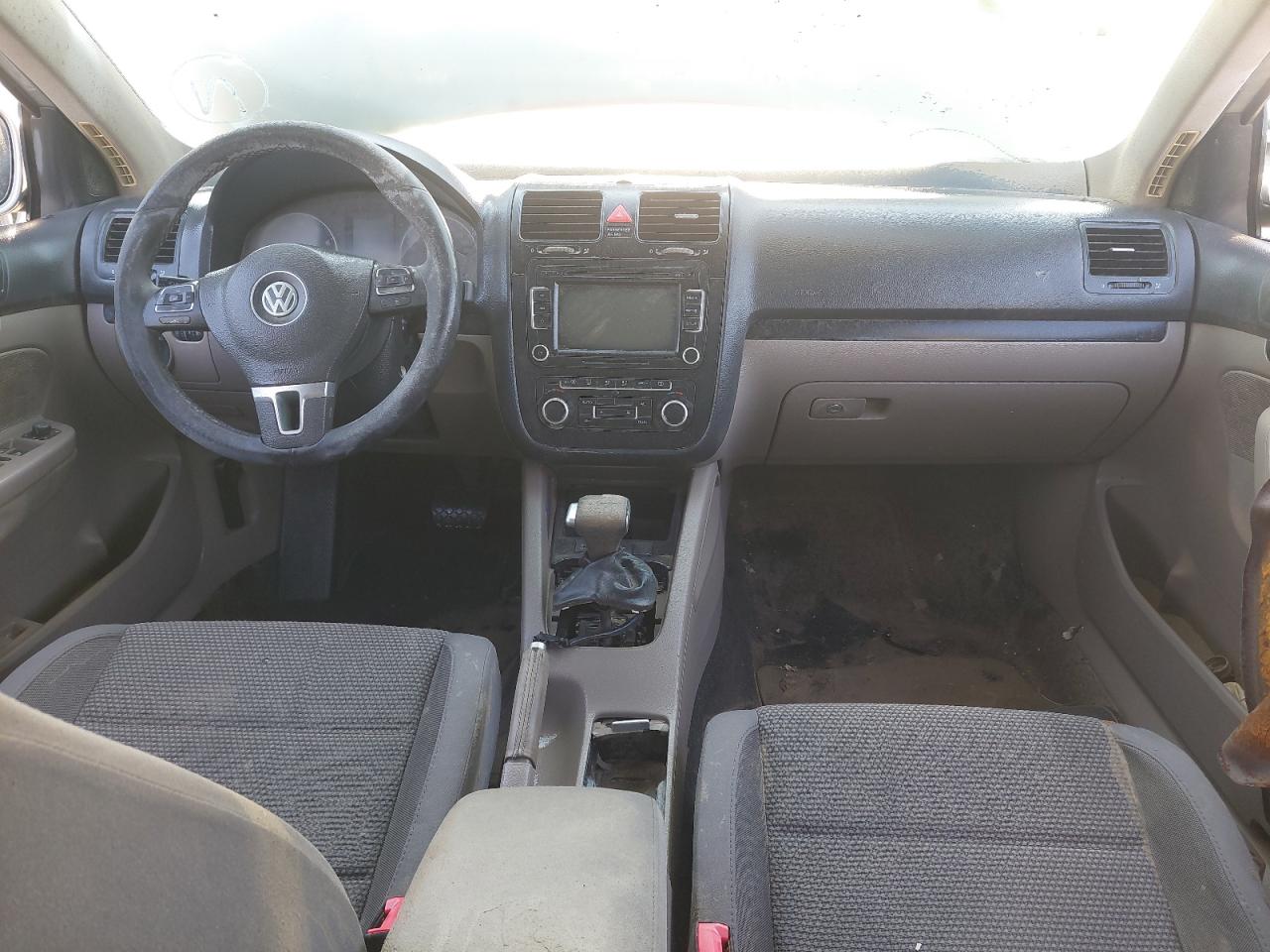 WVWSU11K3BM001268 - 2011 Volkswagen JETTA - #87786335