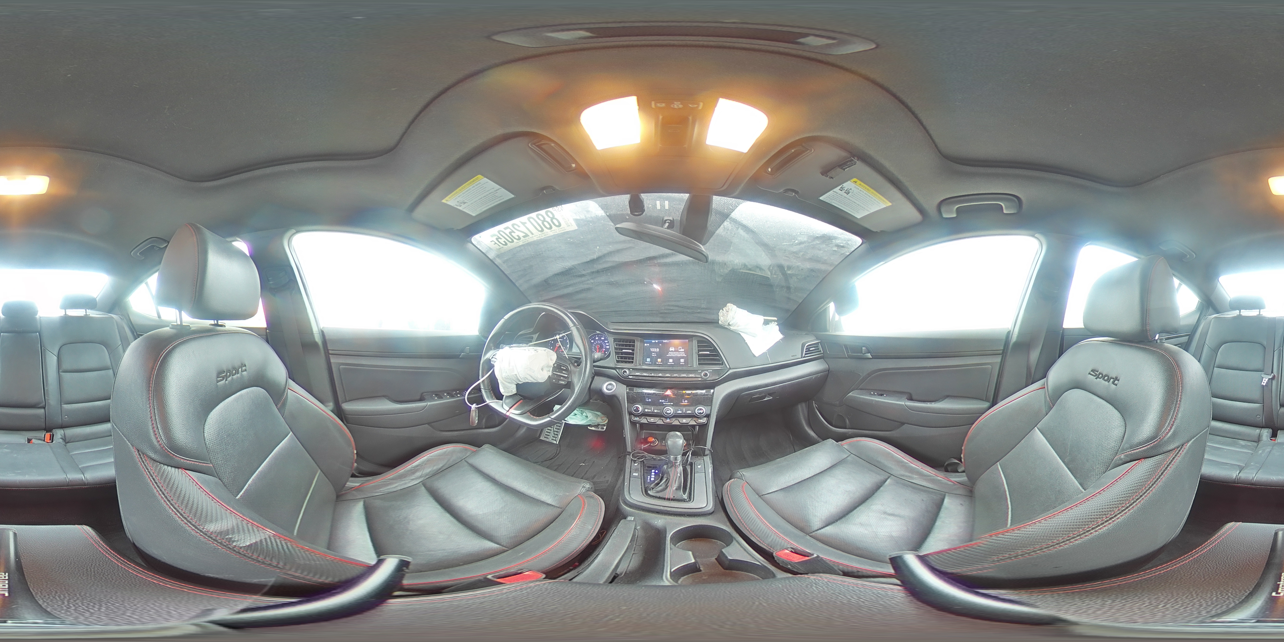 2020 Hyundai Elantra - Image 15