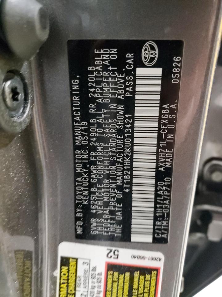 2019 Toyota Camry - Image 12