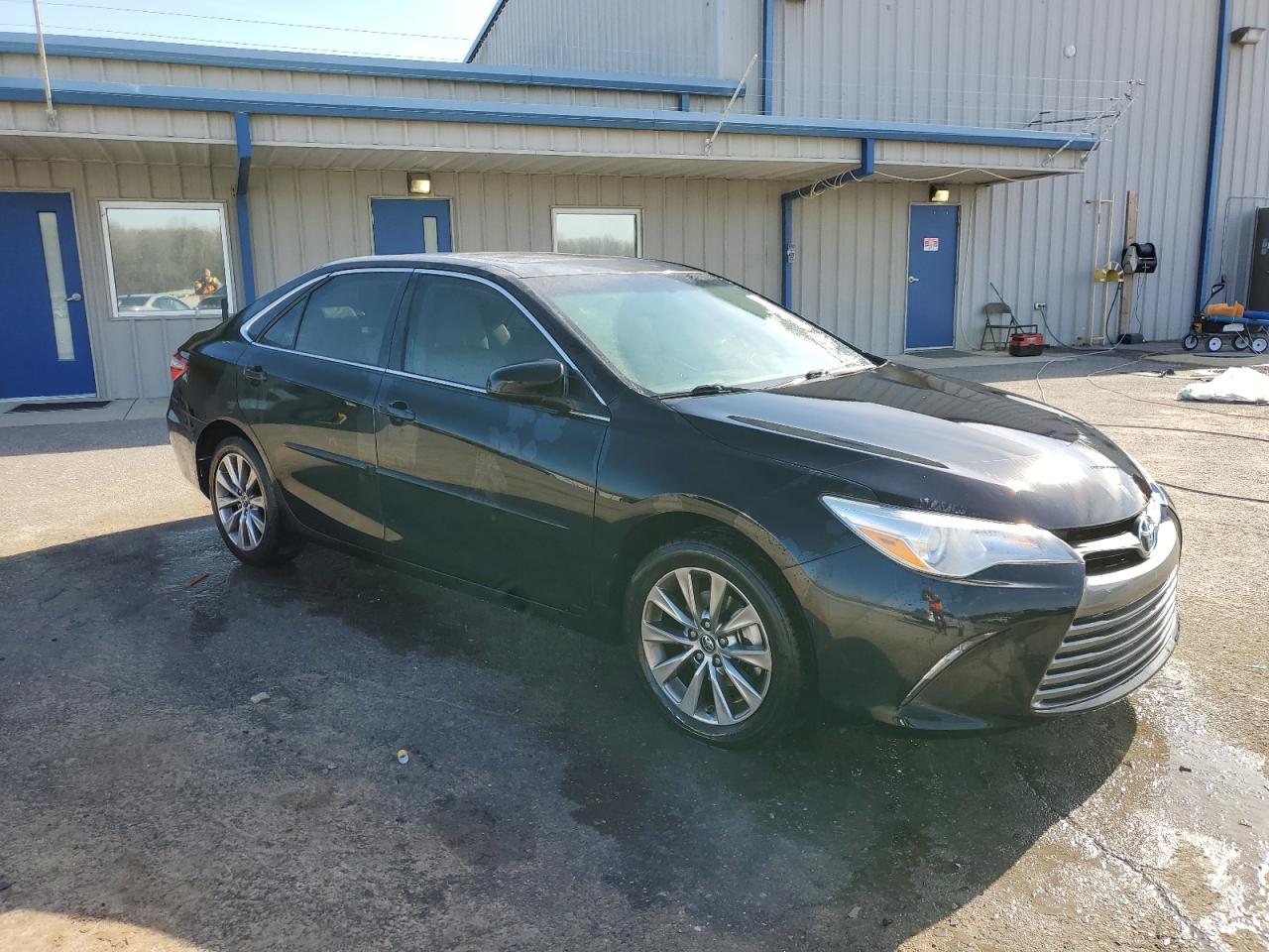 2015 Toyota Camry - Image 4