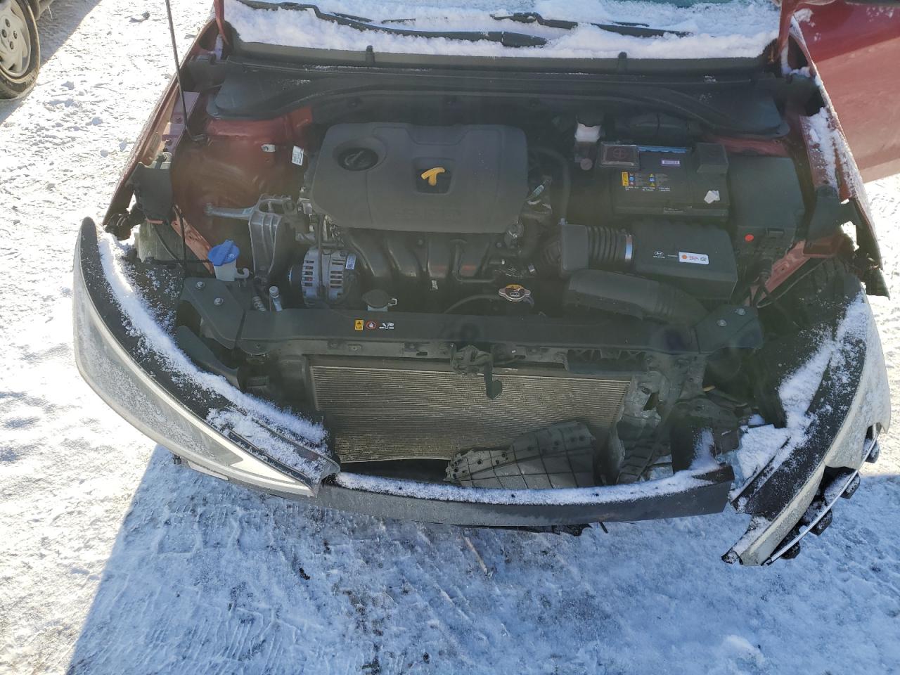 2019 Hyundai Elantra - Image 11
