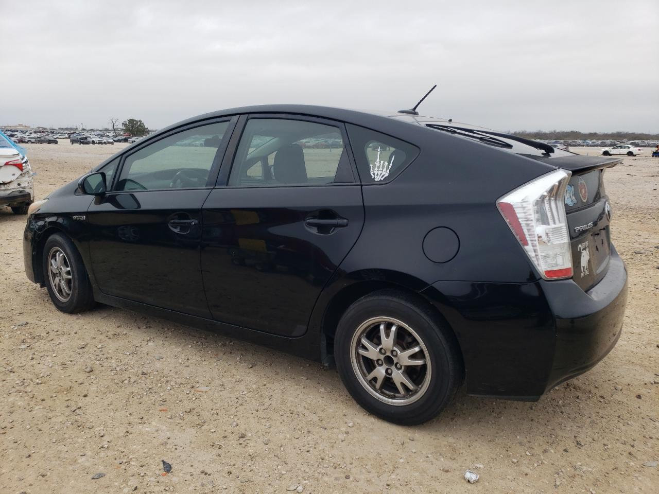 2010 Toyota Prius - Image 2