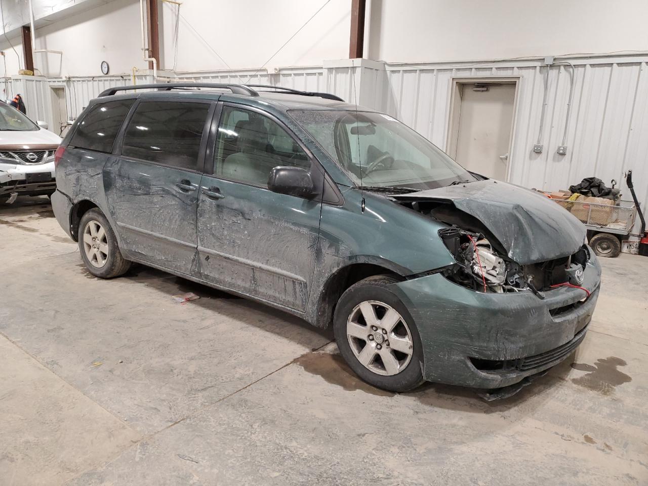 2005 Toyota Sienna - Image 4