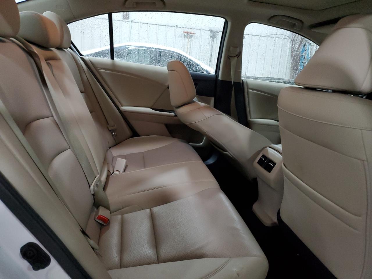 2015 Honda Accord - Image 10