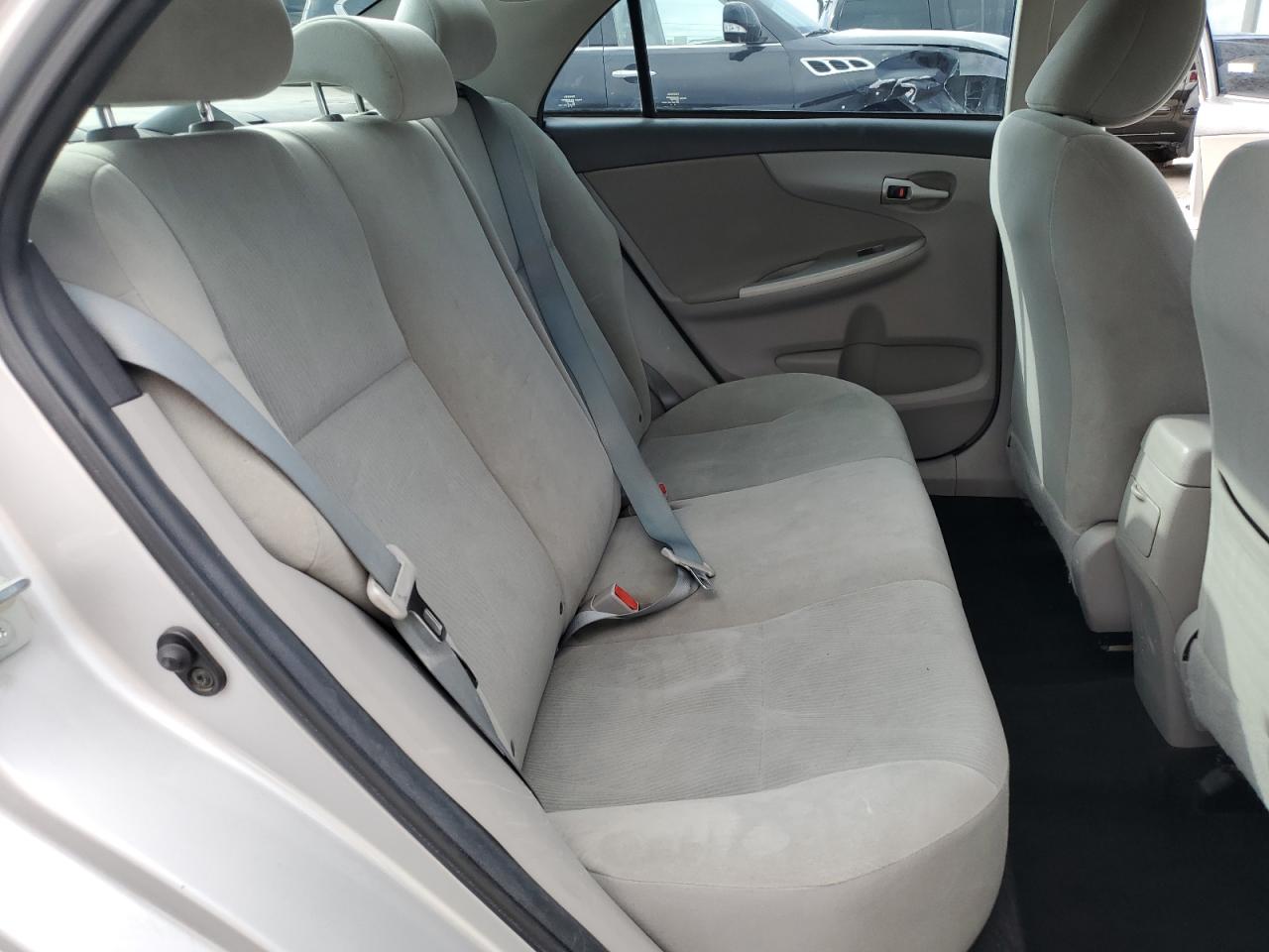 2012 Toyota Corolla - Image 10