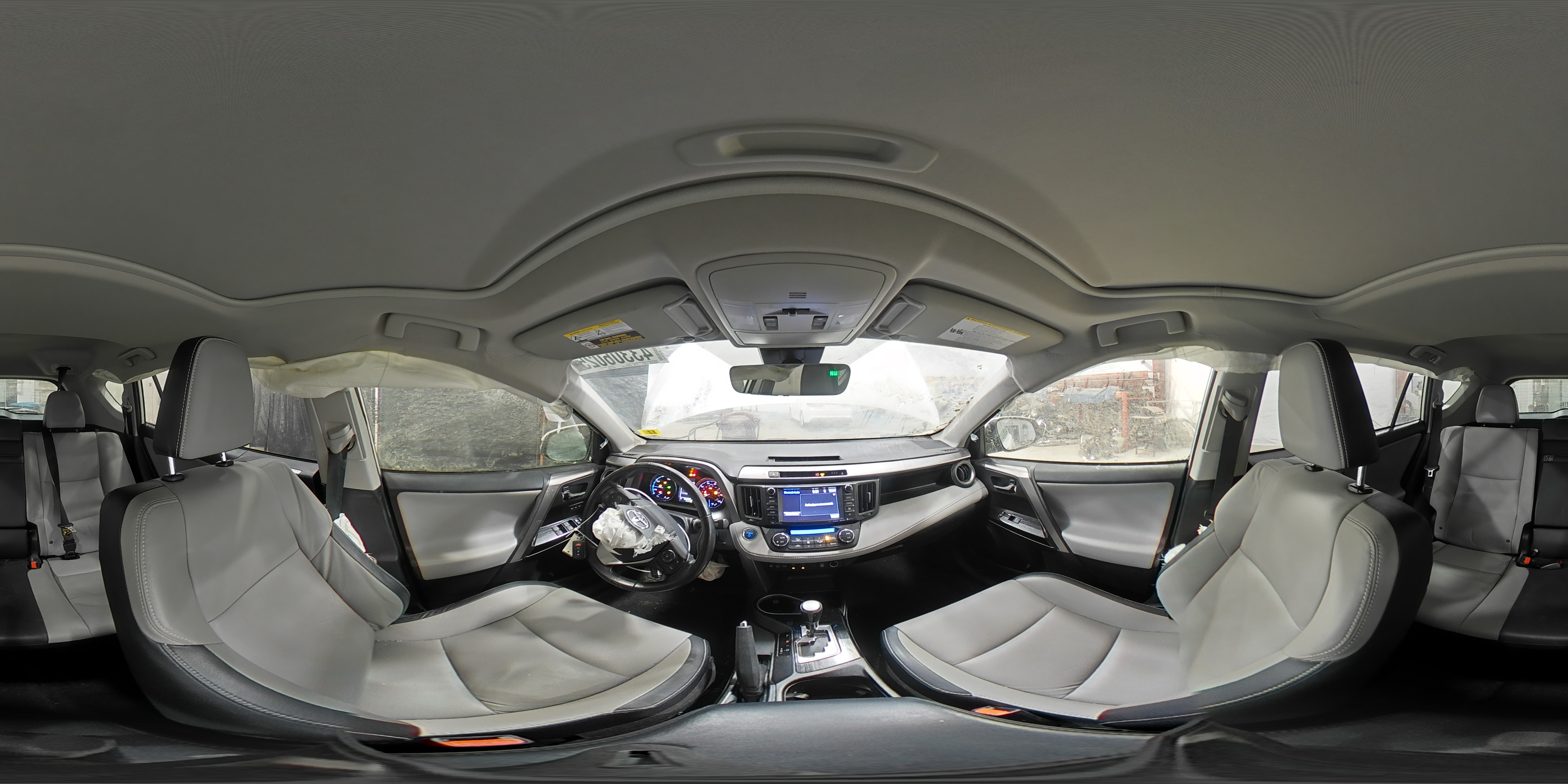 2018 Toyota RAV 4 - Image 13