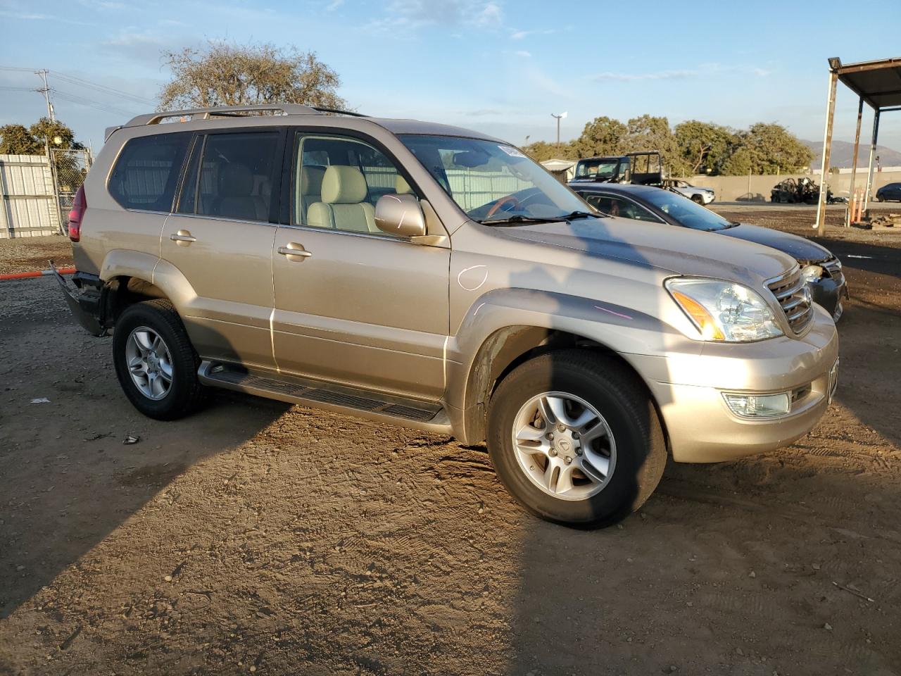 2004 Lexus GX - Image 4