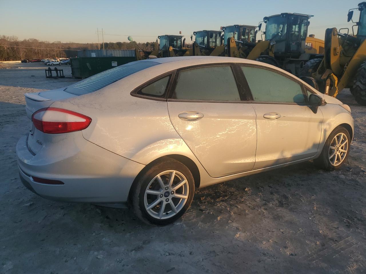 2015 Ford Fiesta - Image 3