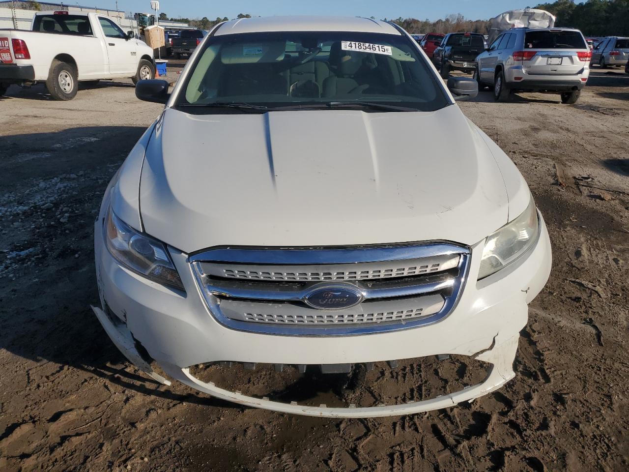 2010 Ford Taurus - Image 5