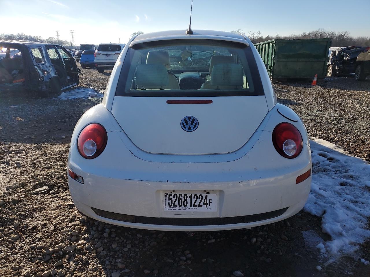 2008 Volkswagen New Beetle Triple White VIN: 3VWFW31C68M524651 Lot: 86698394