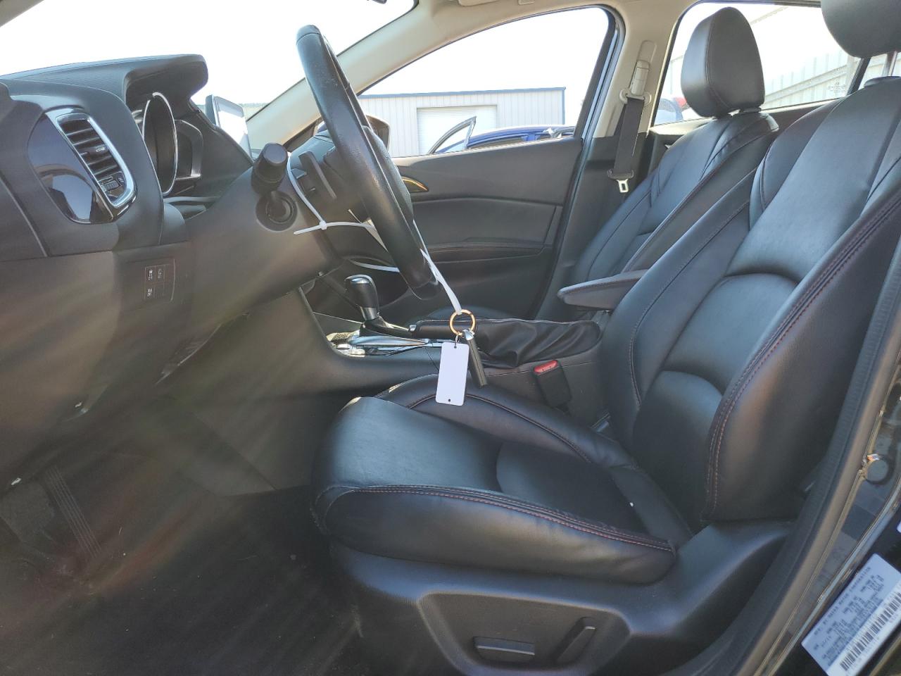 2015 Mazda 3 Touring VIN: JM1BM1V34F1218760 Lot: 41839005