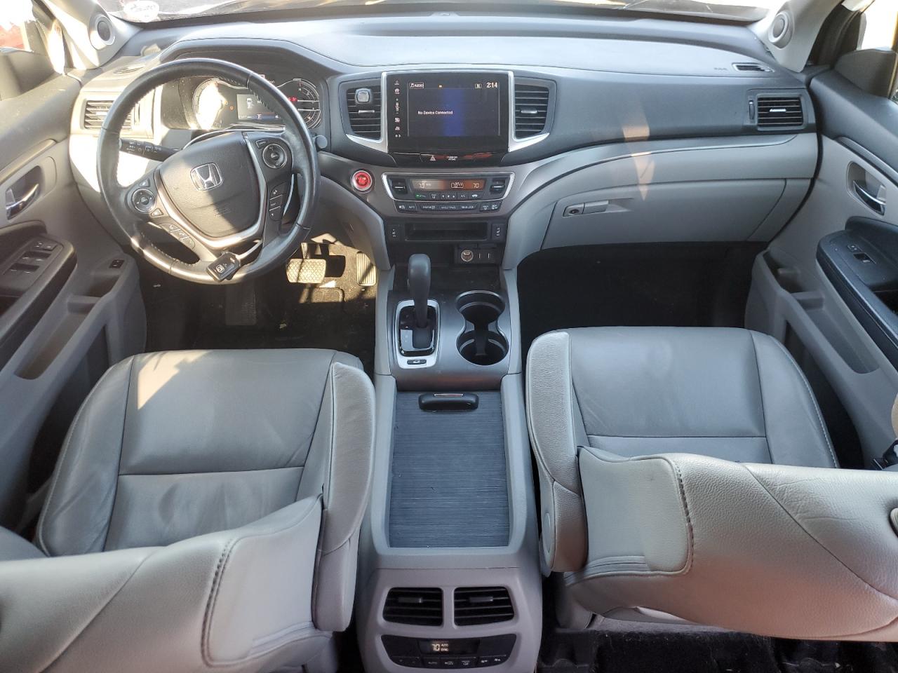 2017 Honda Pilot - Image 8