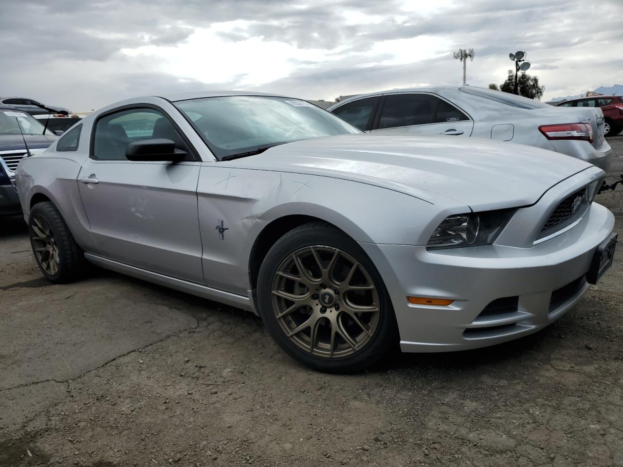 2013 Ford Mustang - Image 4