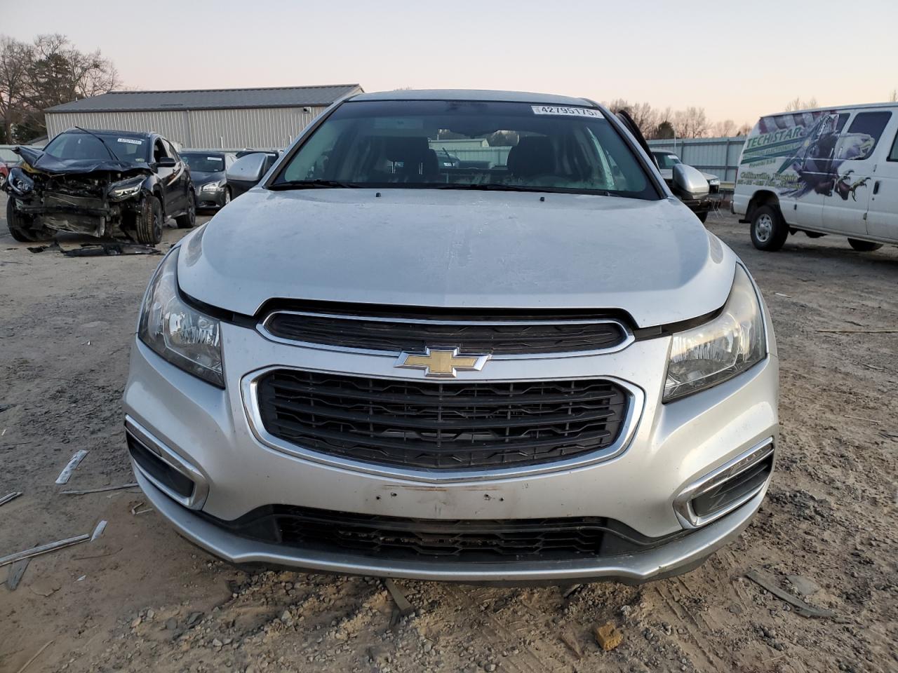 2016 Chevrolet Cruze - Image 5