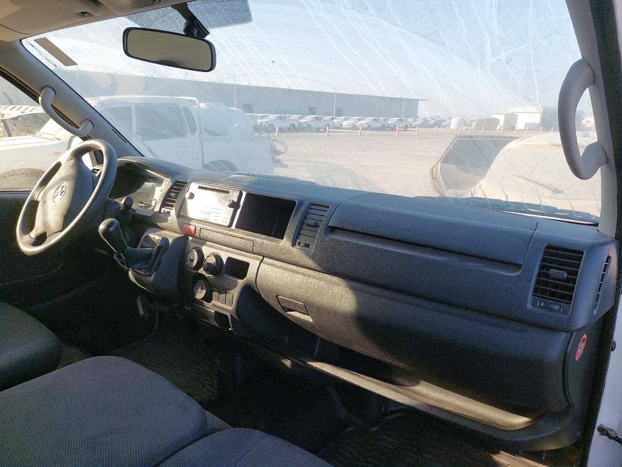 JTFPX22P0P0100729 - 2023 Toyota Hiace - #42474585