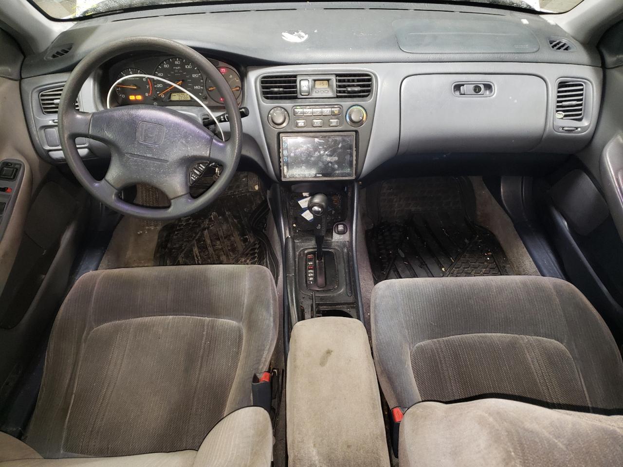 2000 Honda Accord - Image 8