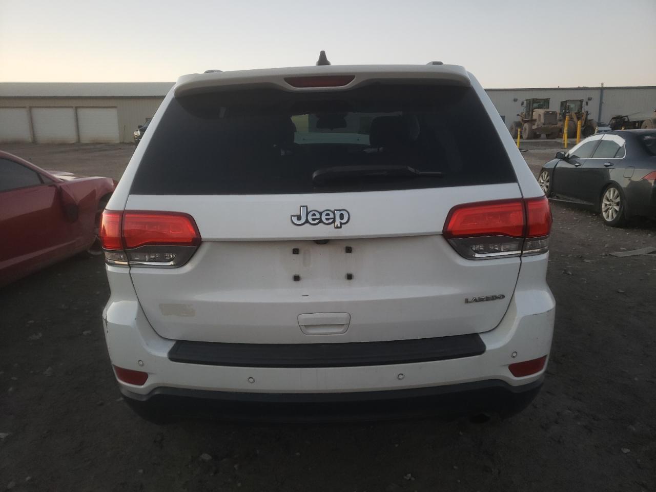 2016 Jeep Grand Cherokee - Image 6