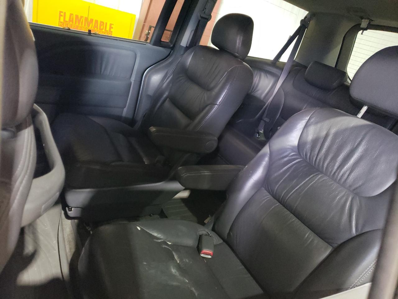 2006 Honda Odyssey - Image 10