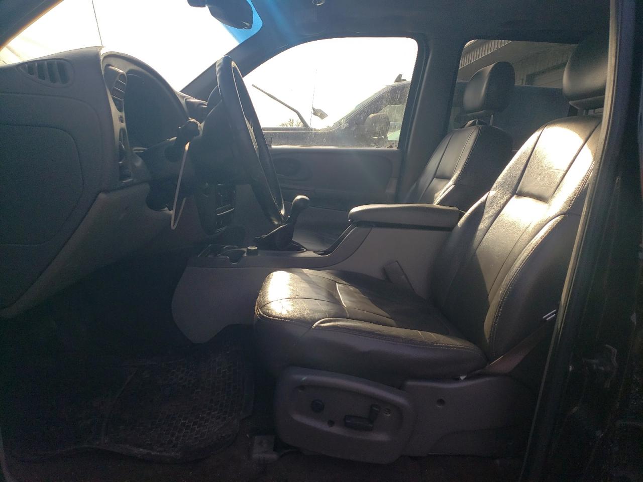 2003 Chevrolet TrailBlazer - Image 7
