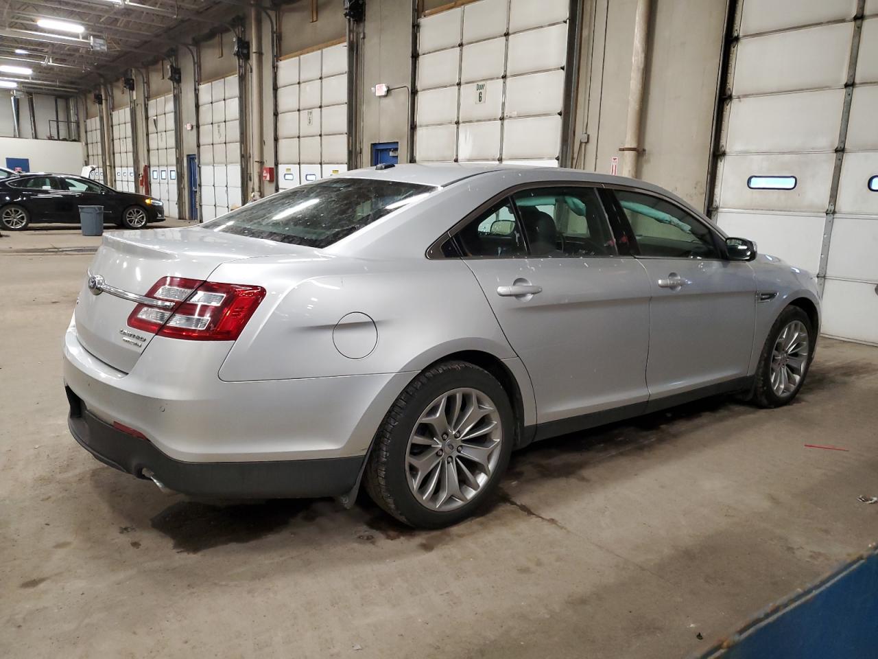 2013 Ford Taurus - Image 3