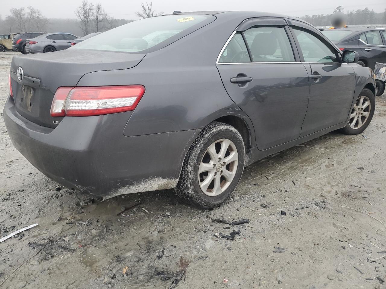 2011 Toyota Camry - Image 3