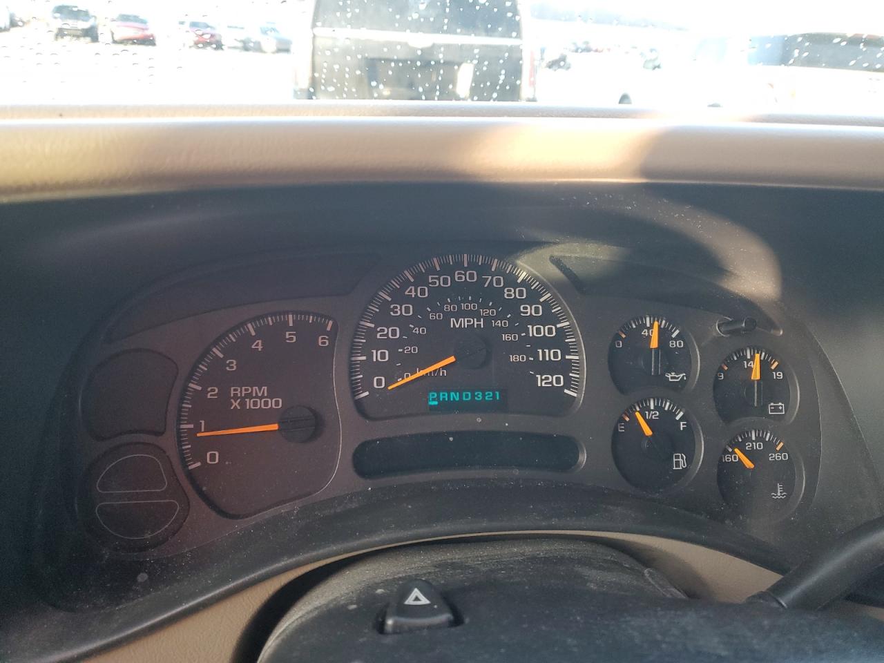 2004 Chevrolet Tahoe - Image 9