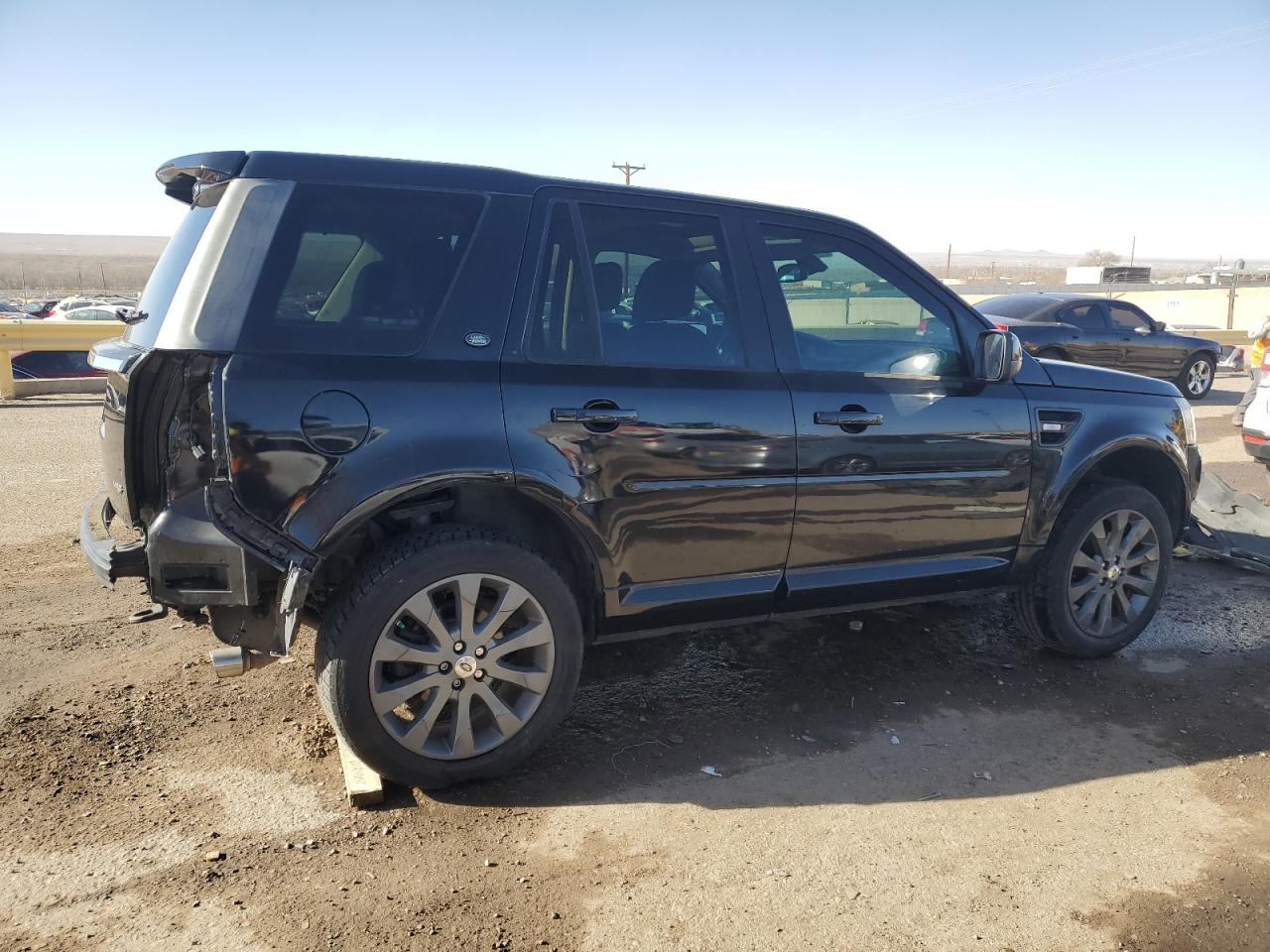 2014 Land Rover LR2 - Image 3