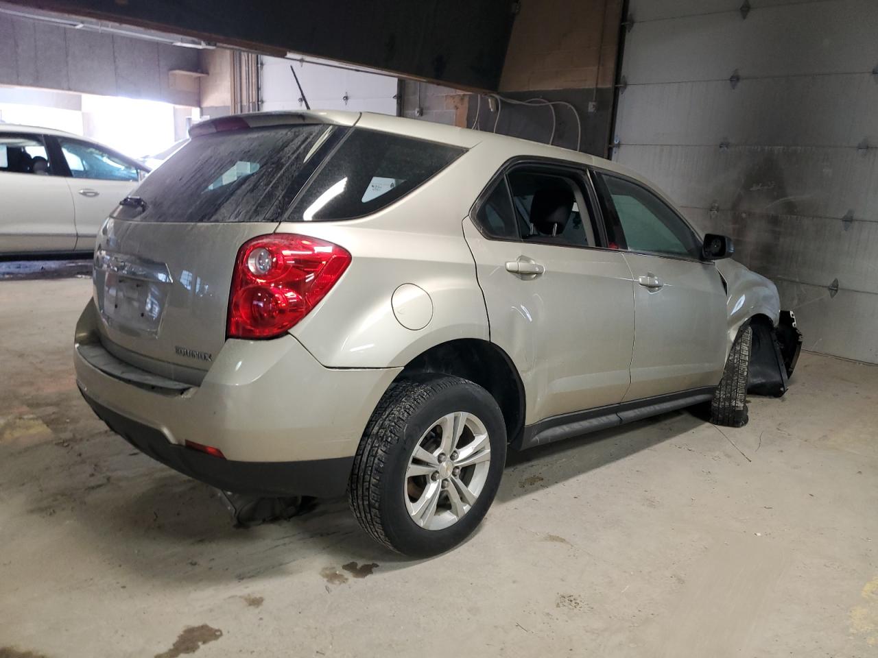 2013 Chevrolet Equinox - Image 3