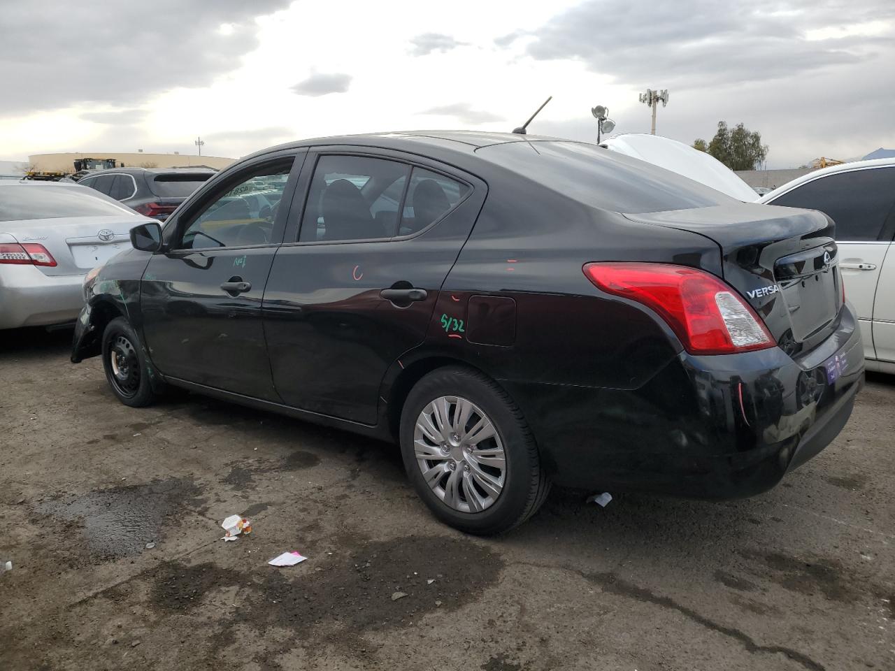 2016 Nissan Versa - Image 2