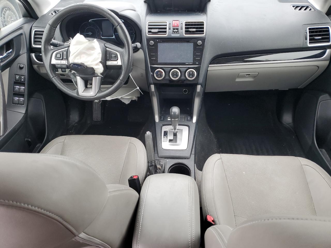2017 Subaru Forester - Image 8