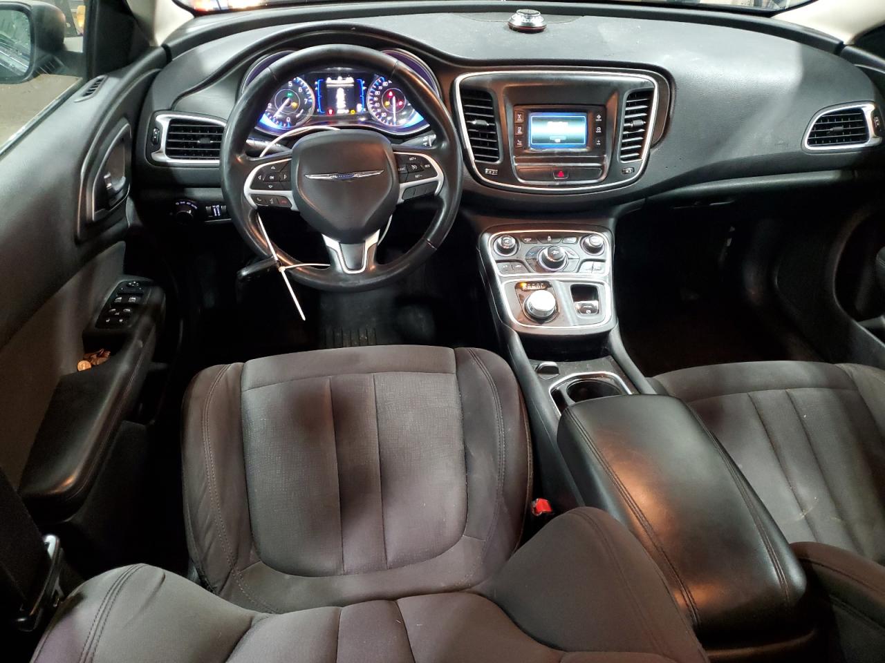 2015 Chrysler 200 - Image 8