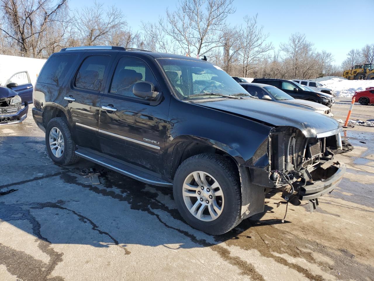 2010 GMC Yukon - Image 4