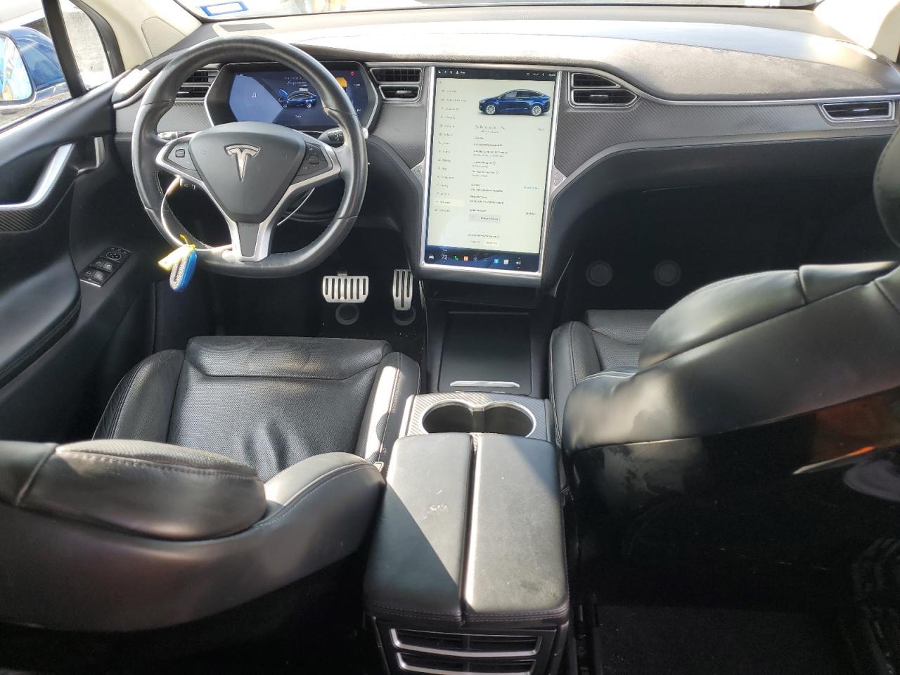 VIN 5YJXCBE4XGFS00067 2016 TESLA MODEL X no.8