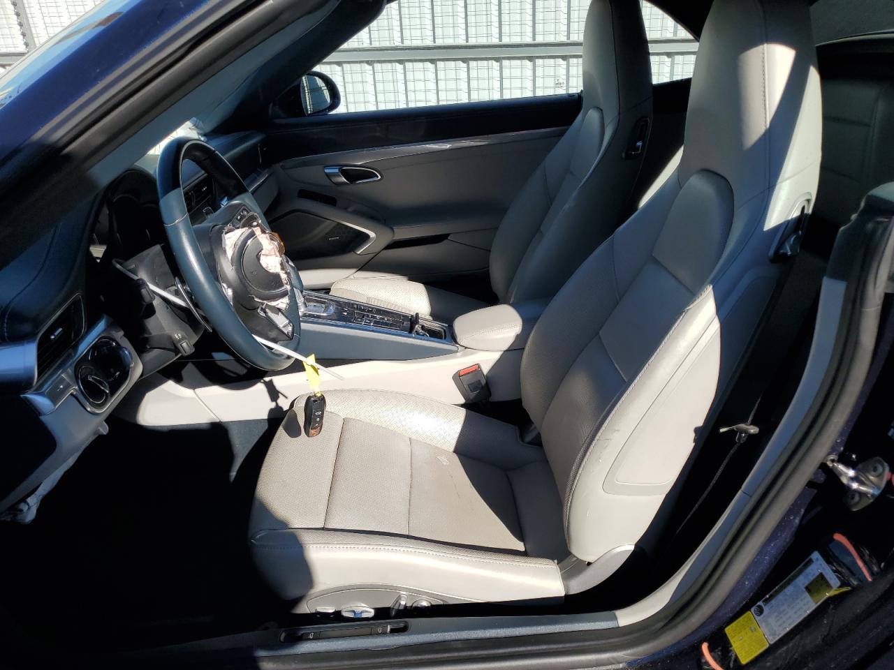 2018 Porsche 911 - Image 7