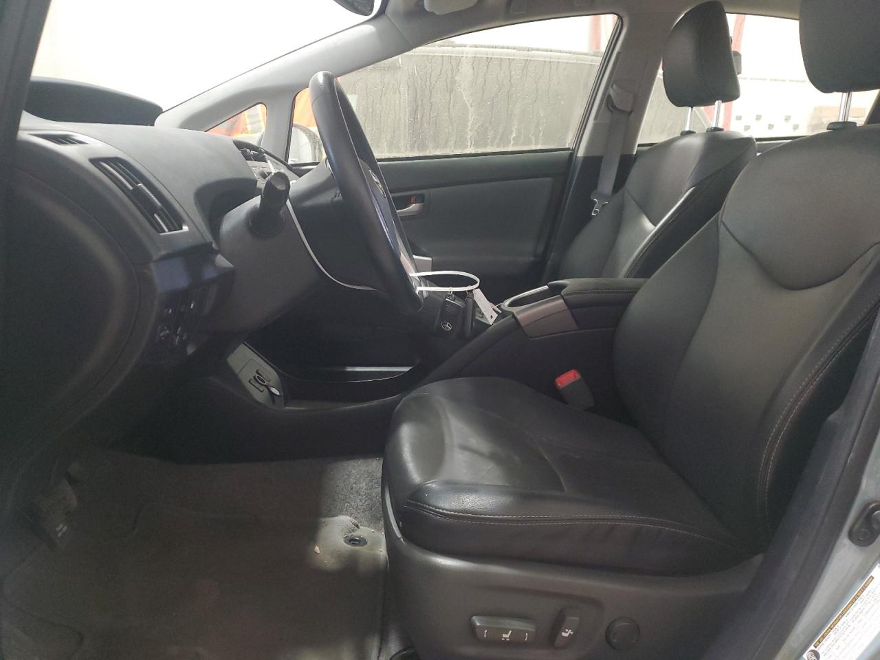 2012 Toyota Prius - Image 7